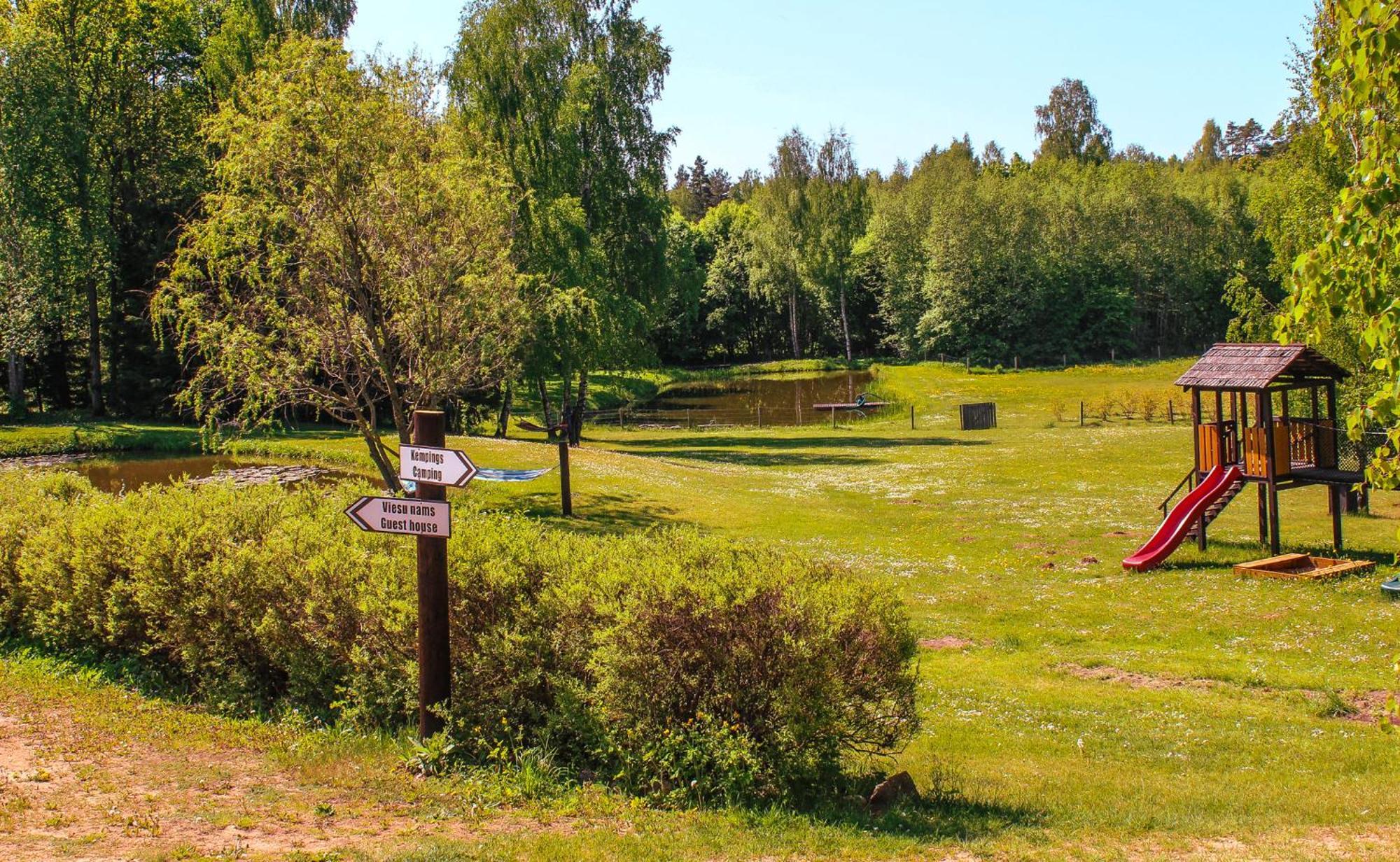 Lejasbisenieki Villa Turaida Exteriör bild