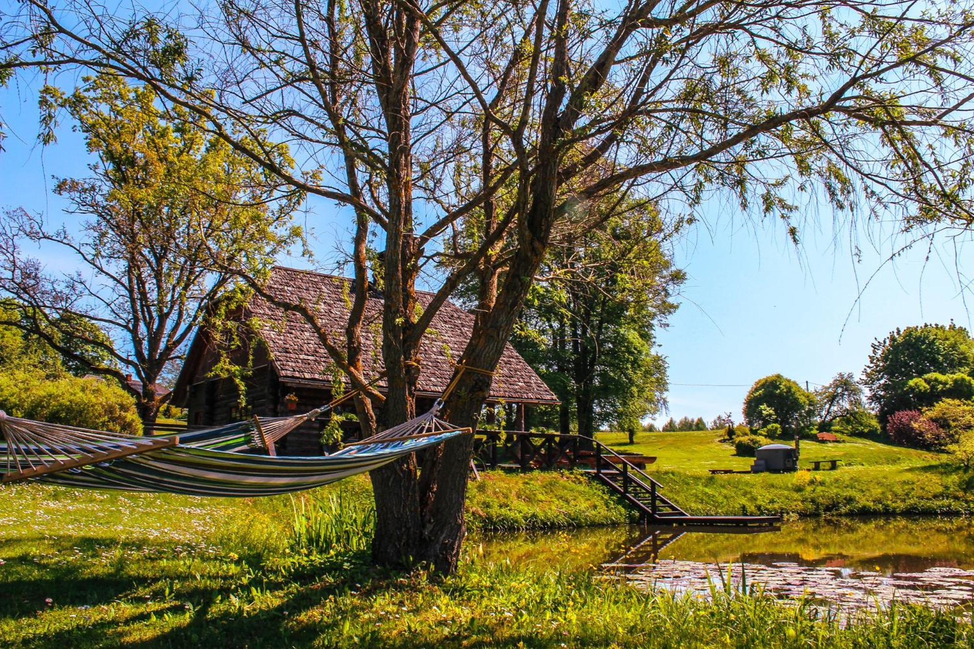 Lejasbisenieki Villa Turaida Exteriör bild