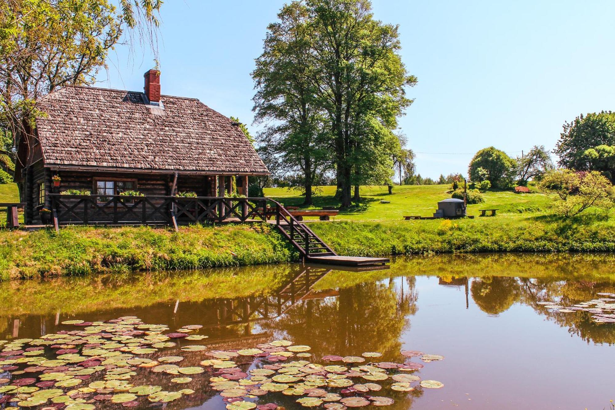 Lejasbisenieki Villa Turaida Exteriör bild